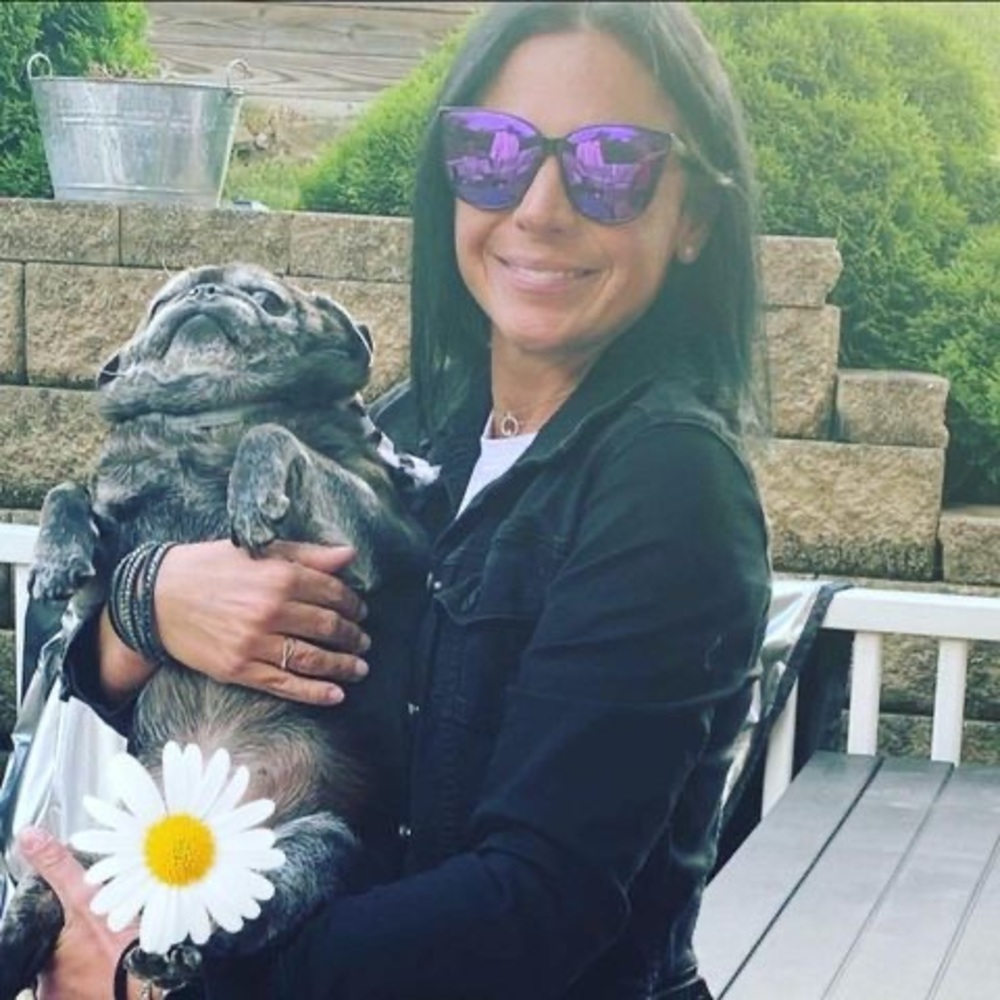 Meet your Posher, Jennifer